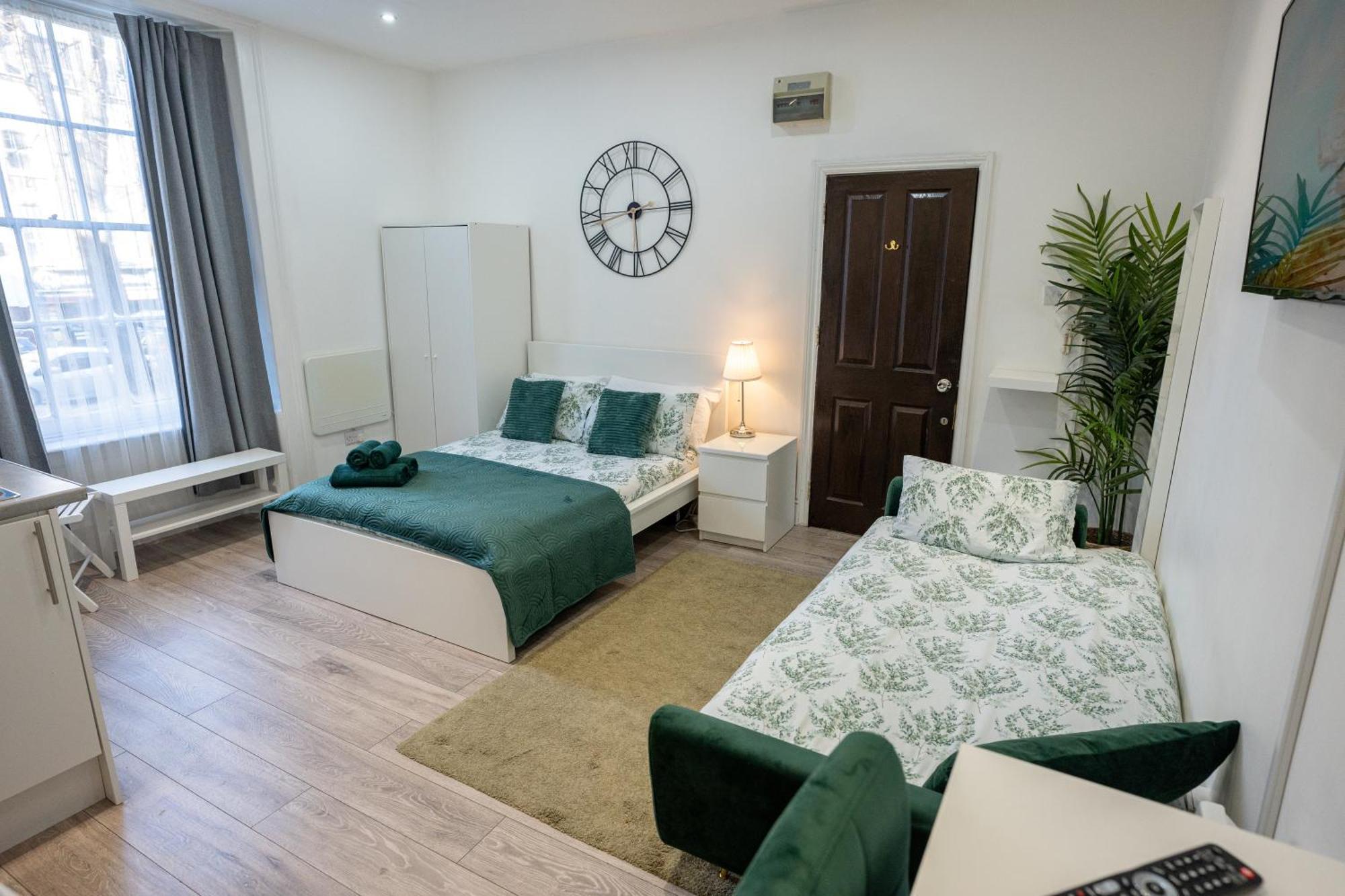 Beautiful Studio Flat In Hackney Next To Overground Station London Eksteriør bilde