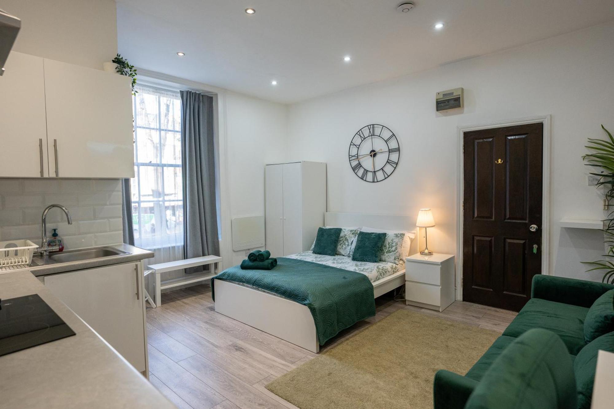 Beautiful Studio Flat In Hackney Next To Overground Station London Eksteriør bilde
